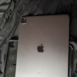 Ipad Pro 12.9 inch 4th Gen