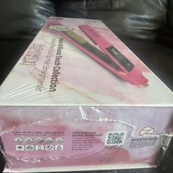 Royale Cooltip Hair Straightener  , Touchscreen 650 $ Dollars Retail 