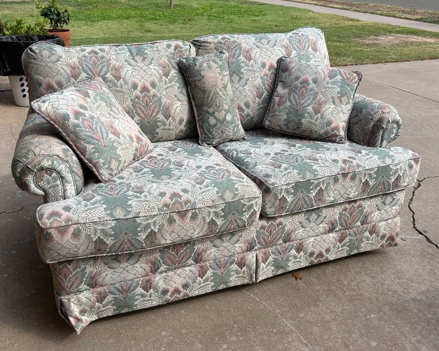 Lazy Boy Loveseat Sofa