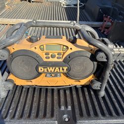 Dewalt Radio/Charger