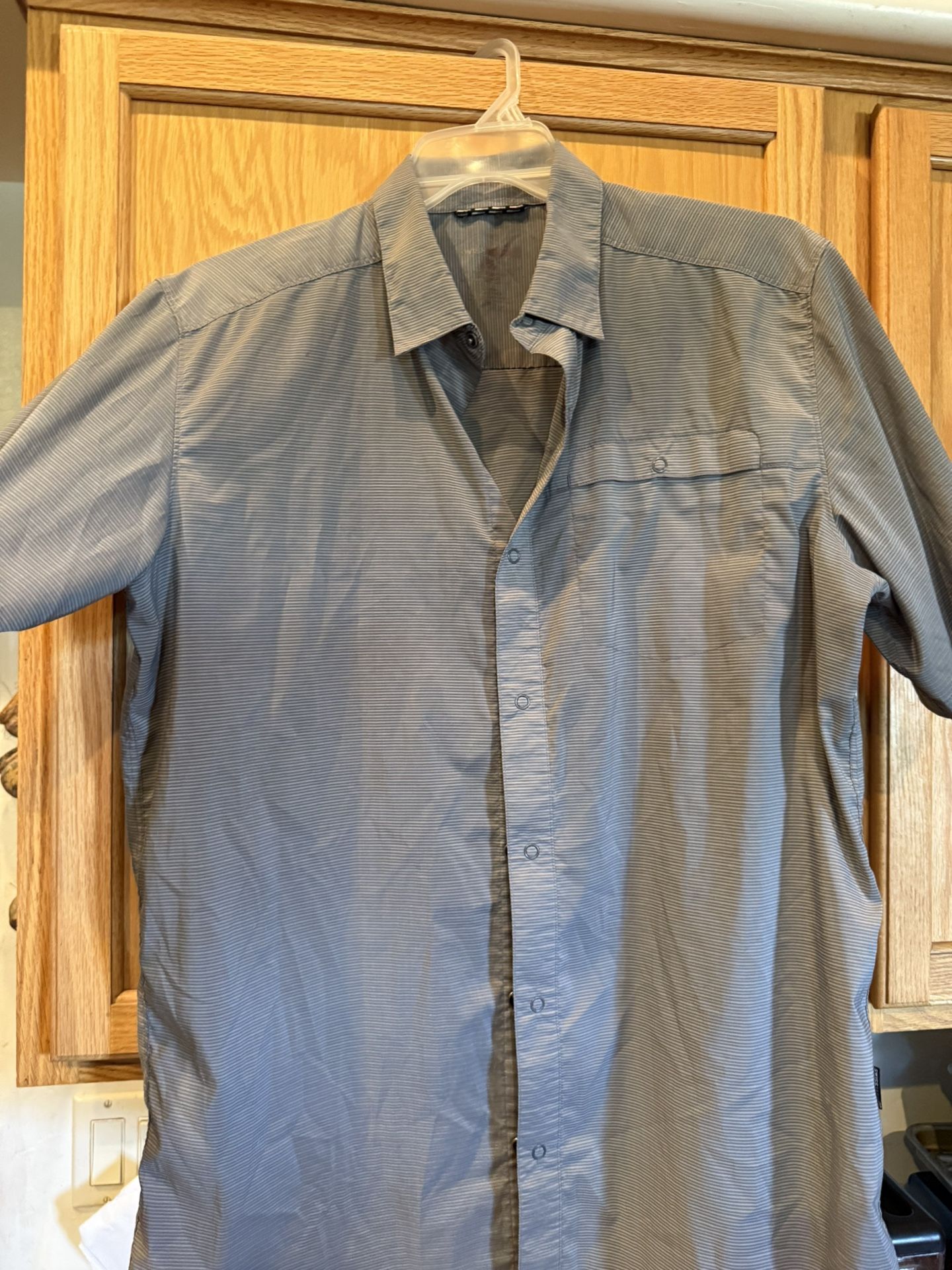 Nice Men’s Shirt by Swiss Tech