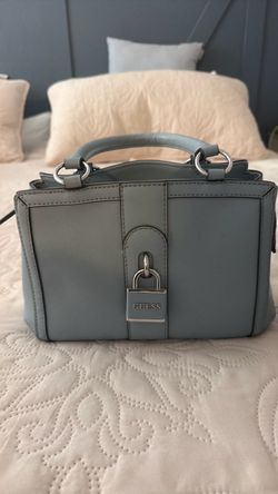 Guess purse