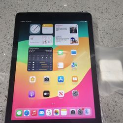 Apple iPad 6th Gen 128GB 9.7" WiFi+Cellular UNLOCKED-Space Gray

