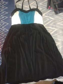 DRESS