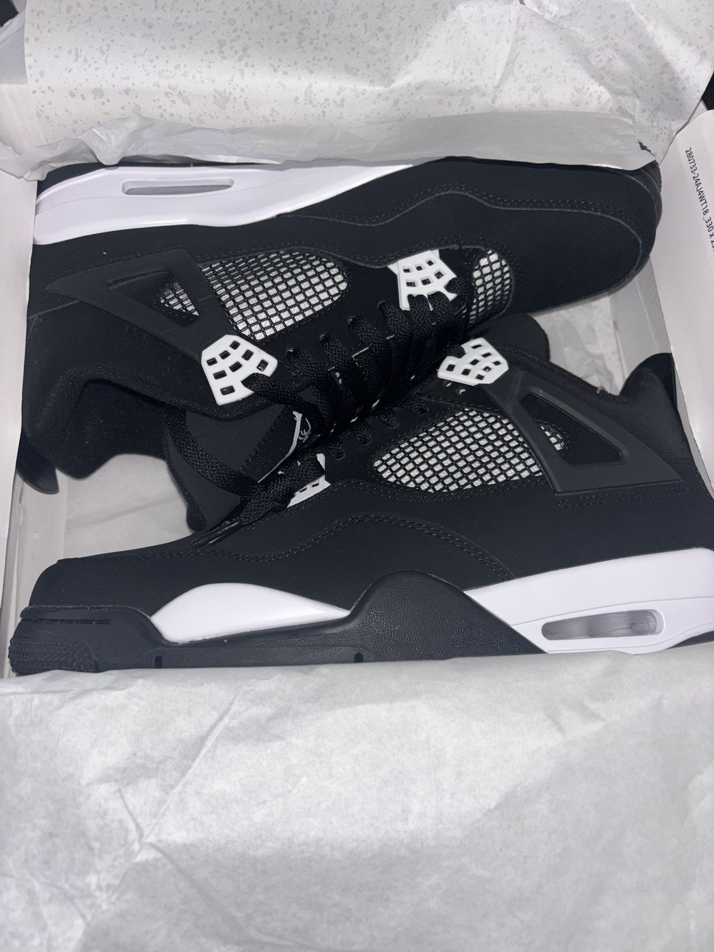 Air Jordan 4 White Thunder Size 11