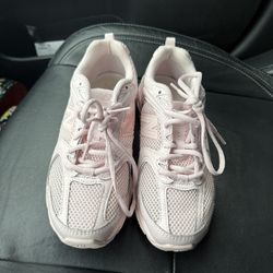 Pink New Balances Size 6 W And 4.5 M