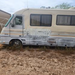 1989 Pace Arrow Fleetwood Motorhome