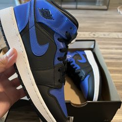 Jordan 1 Mid Hyper Royal 5.5y 