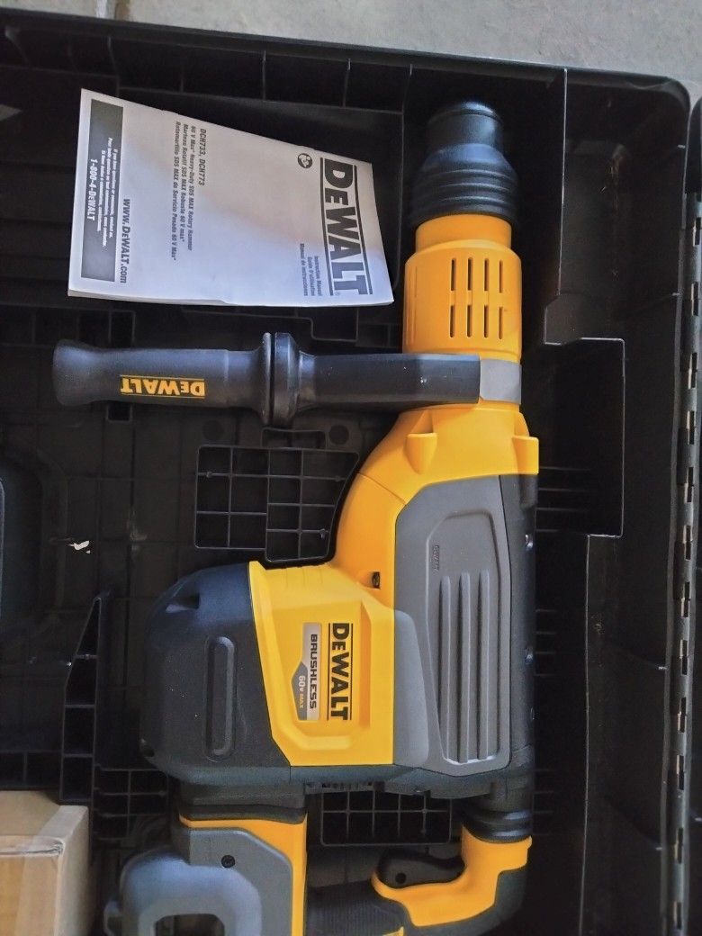 DeWalt DCH733N-XJ / DCH733N 54V SDS-Max Combination Hammer Drill
