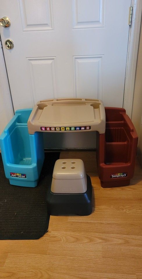 Kids Art Desk/Activity Desk