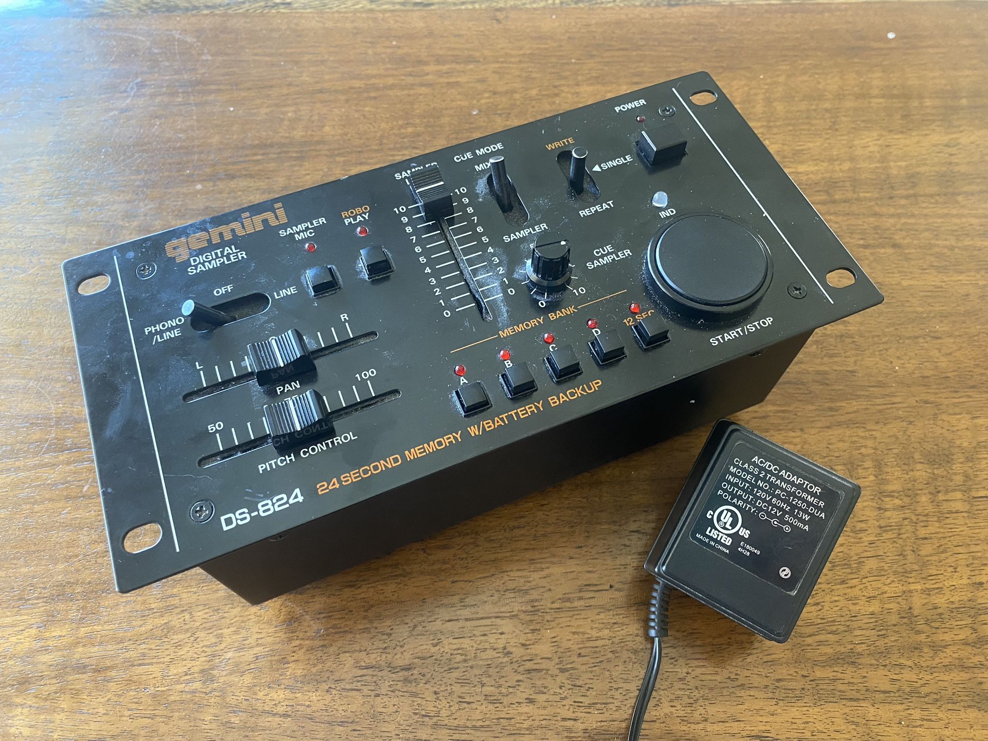 Gemini DS-824, Digital Sampler