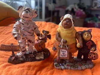 Boyds Bears Halloween Figurines Set of 2