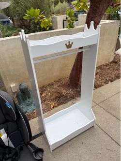 Princess Dress Rack/Closet