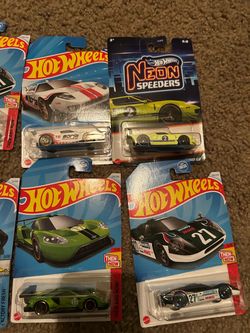 Hotwheels GTs and GT 40s