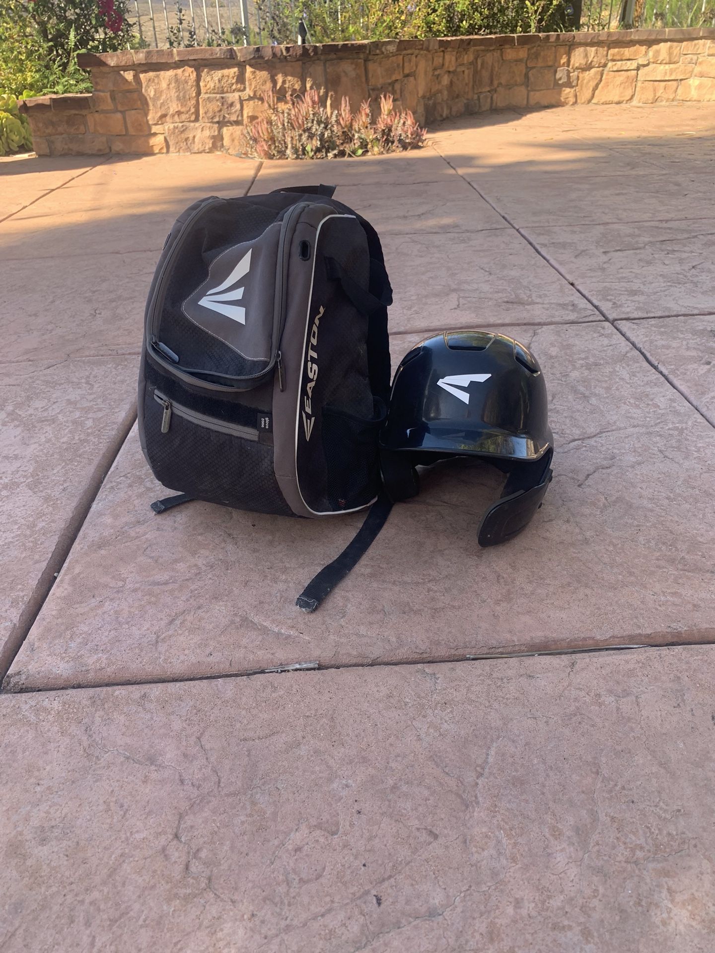 Easton Youth Baseball Backpack and Batting Helmet (6 3/4 - 7 1/2)