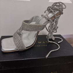 Azalea Wang  Wrap up Heels