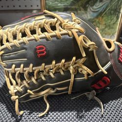 Wilson A2000
