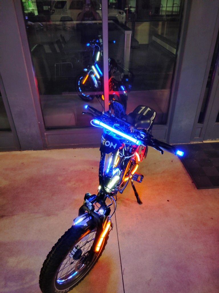 TRON e-Bike BT Radio Horns Lights Alarm Dual 48v Batteries