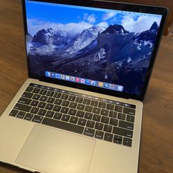 MacBook Pro In Perfect Condition!!