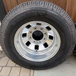 2025 GMC Sierra 3500 Dually Wheels