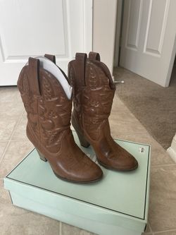Women’s Boots