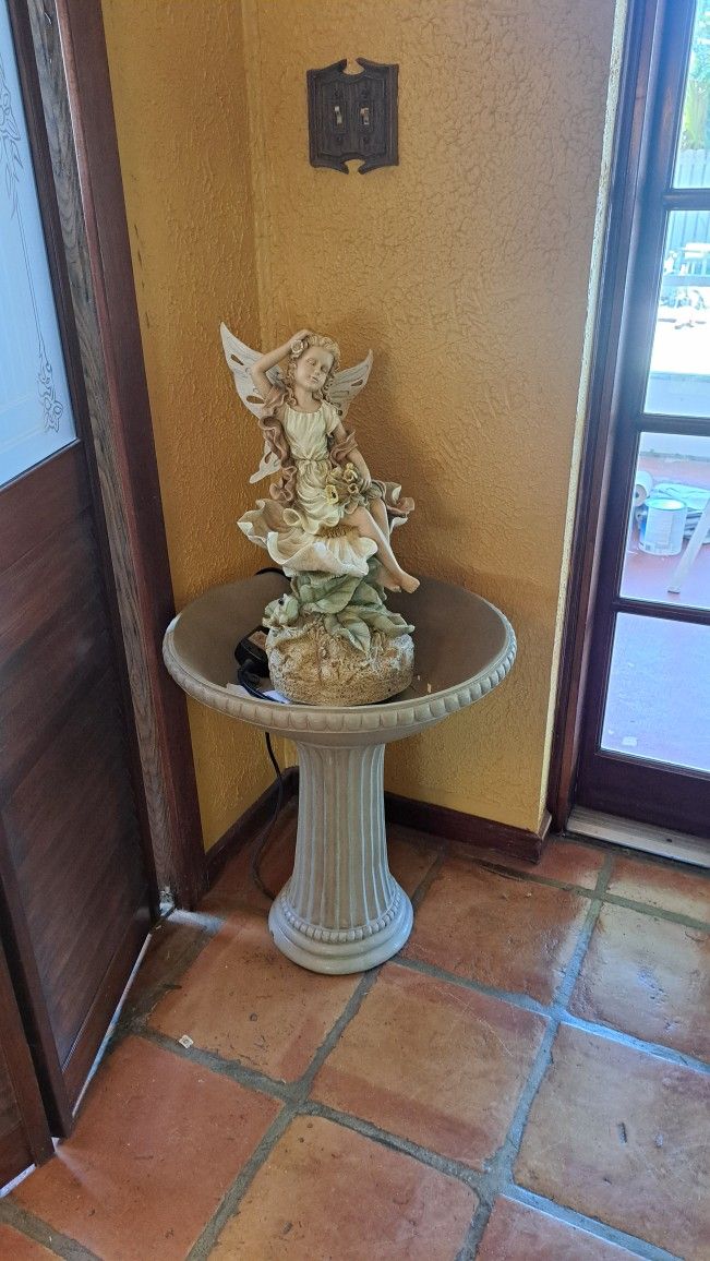 Henri Studio Fairy Fountain Statue 1998 Chrisdon Cast Stone Garden Decor NEW