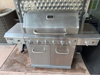 BBQ GAS GRILL