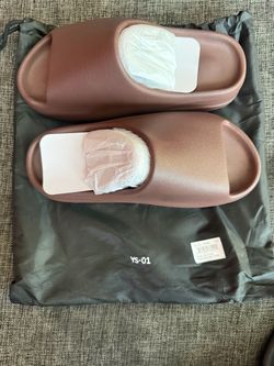 Yeezy Slides YS-01