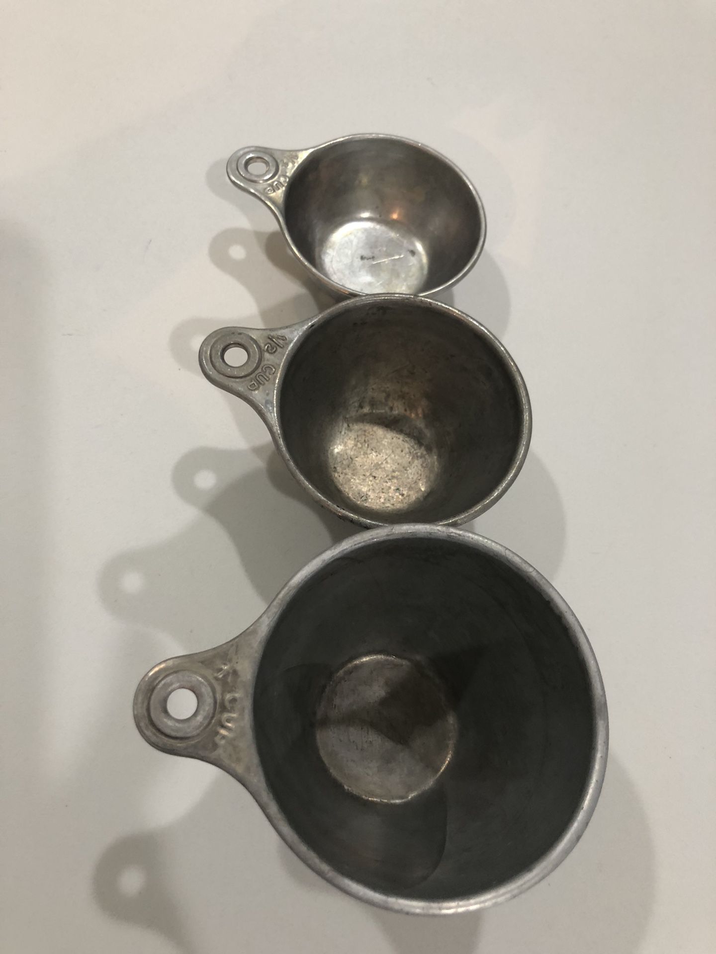 Antique /Vintge Aluminum Nesting Measuring Cups Set Of 3