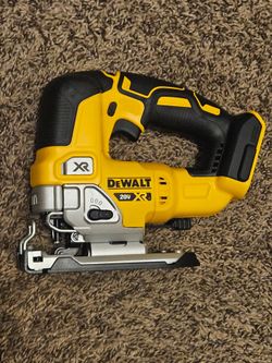Dewalt Xr 20v.   Jigsaw    ( Tool Only )
