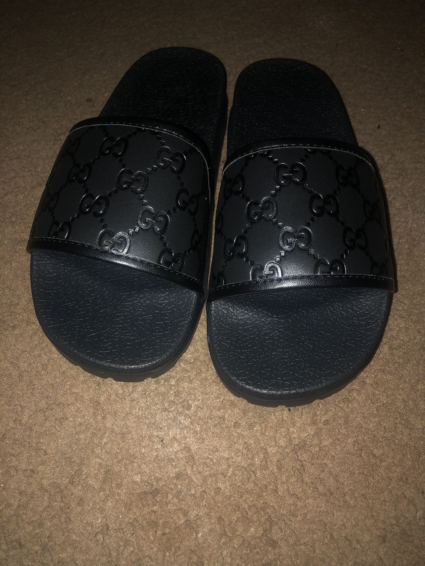 Gucci slides