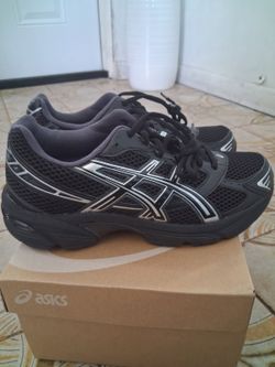 Asics Gel 1130 Size 7 Brand New  For 100$