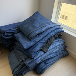 Packing blankets
