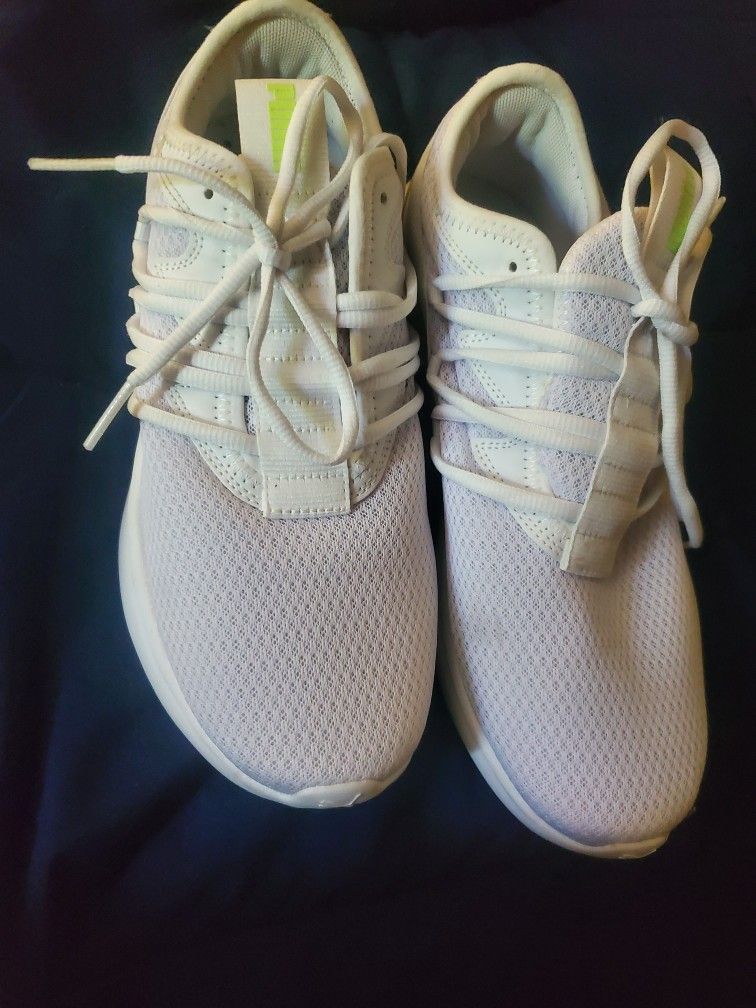 Puma Tenni Shoes