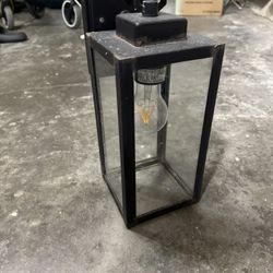 Outdoor Wall Lantern 