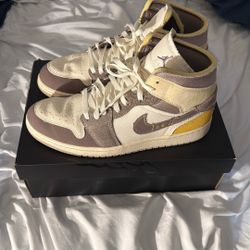 Air Jordan 1 Mid SE Craft