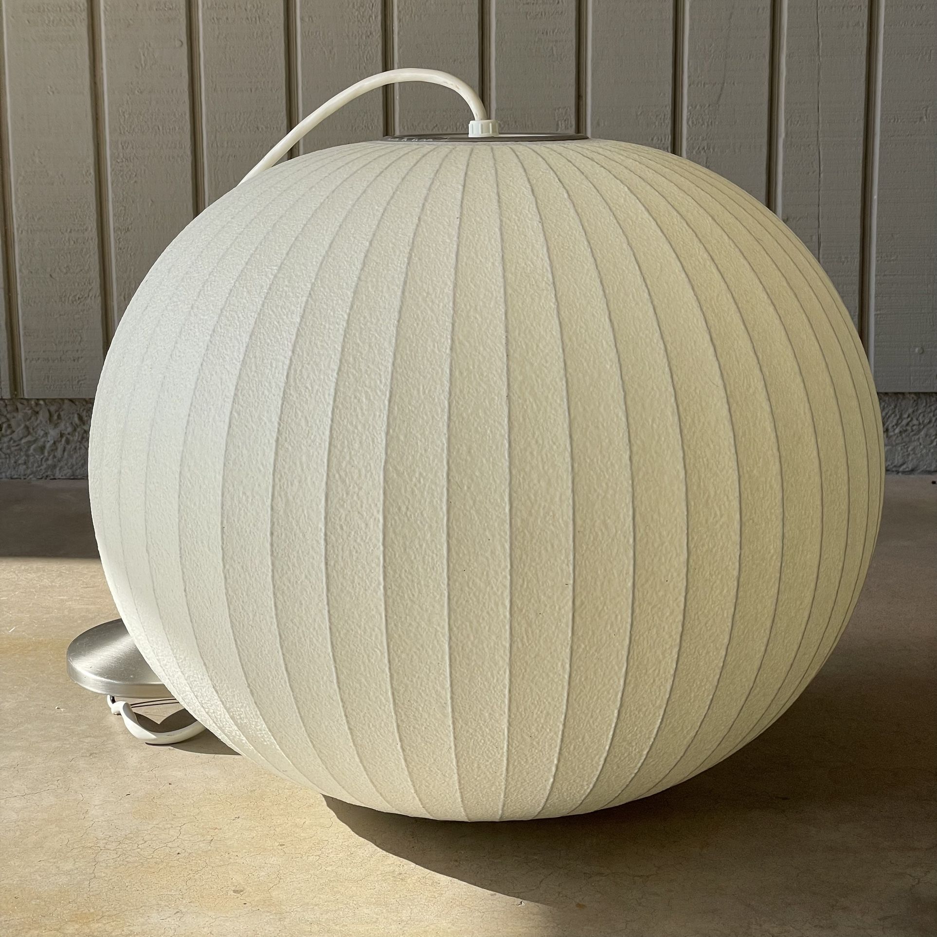 Mid Century Modern George Nelson Pendant Bubble Lamp