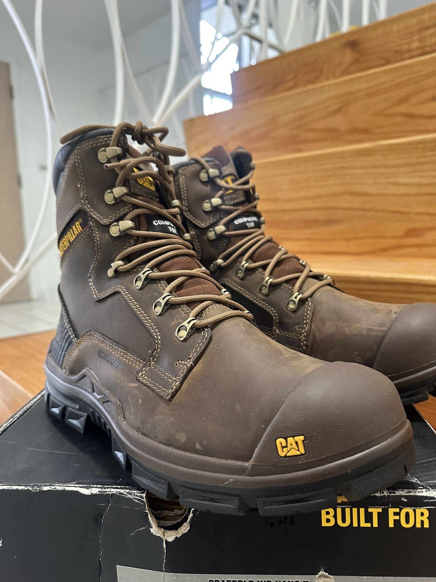 Work Boots// Caterpillar// Waterproof// Size (11.5) Only