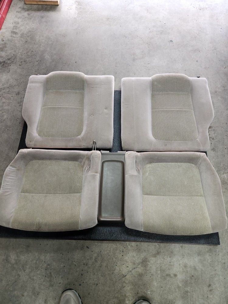 Acura Integra Tan Rear Seats Mint Condition