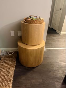 Round end tables