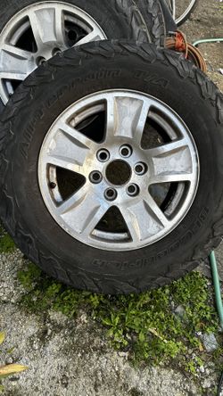 275/65/ R17 All Terrain Chevy/GMC Tires