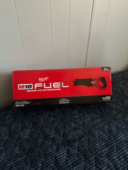 Milwaukee m18 sawzall gen 2