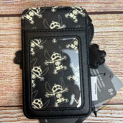 Loungefly Disney Stitch Skeleton SDCC Limited Edition Glow  display picture 1