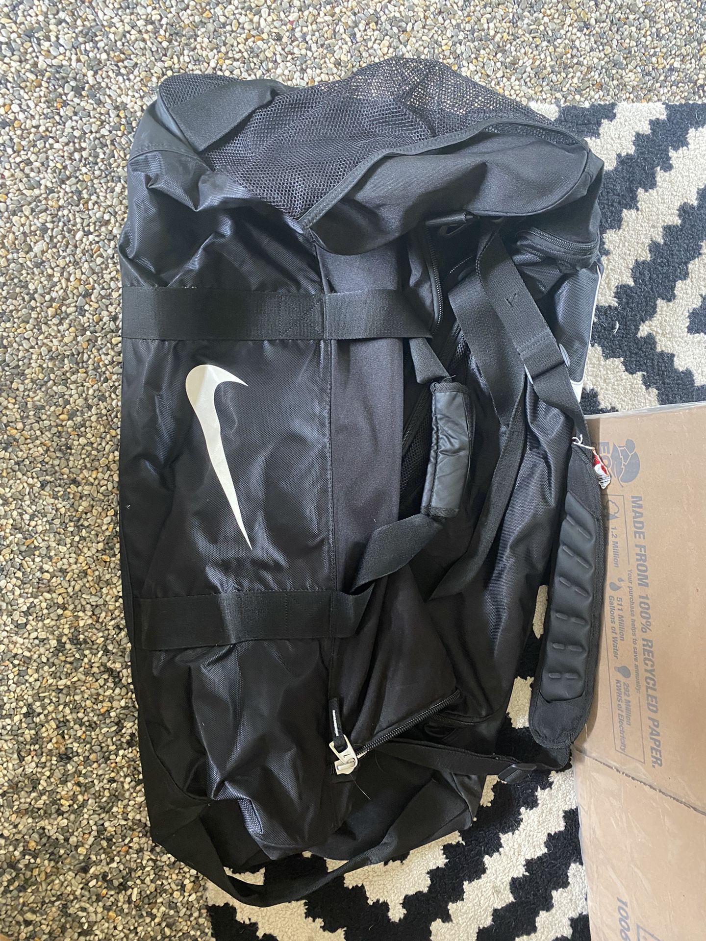Extra Large Nike Duffle Bag