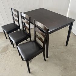Dining Table With 3 Chairs