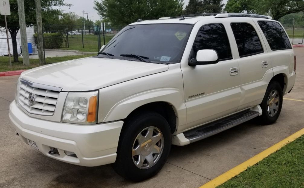 2004 Cadillac Escalade