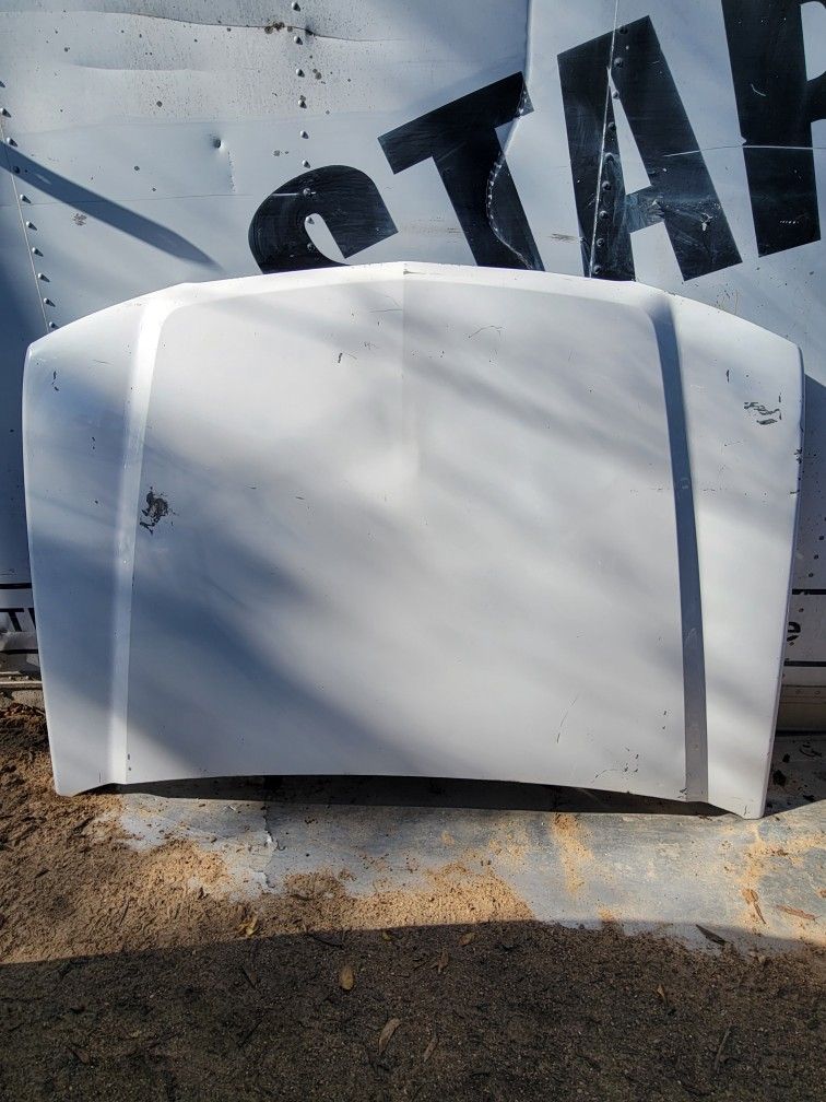 2003-2006 OEM Chevy Silverado Hood