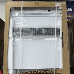 Brand new Frigidaire white Diswasher 