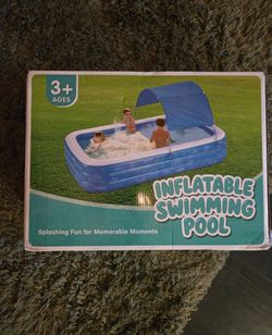 Inflatable swimming pool