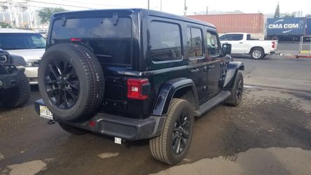 Jeep Wrangler Rims & Tires & Side Step